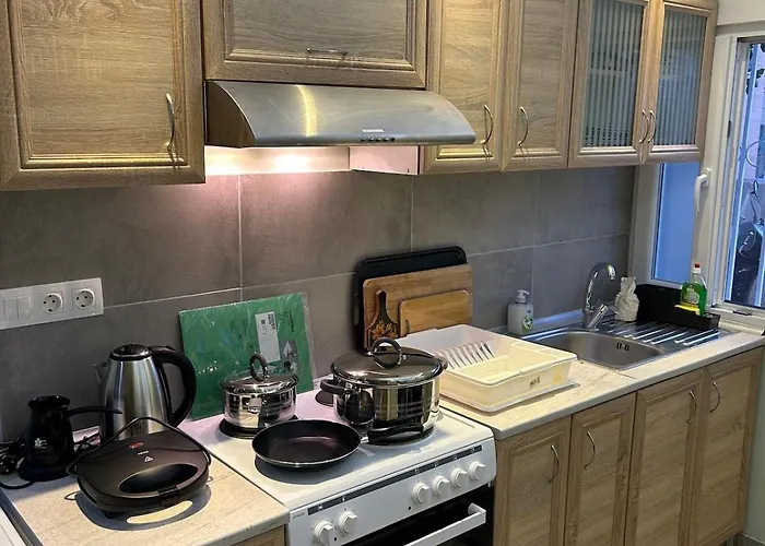 Uptown40 Ground Floor With Easy Free Street Parking Thessaloniki